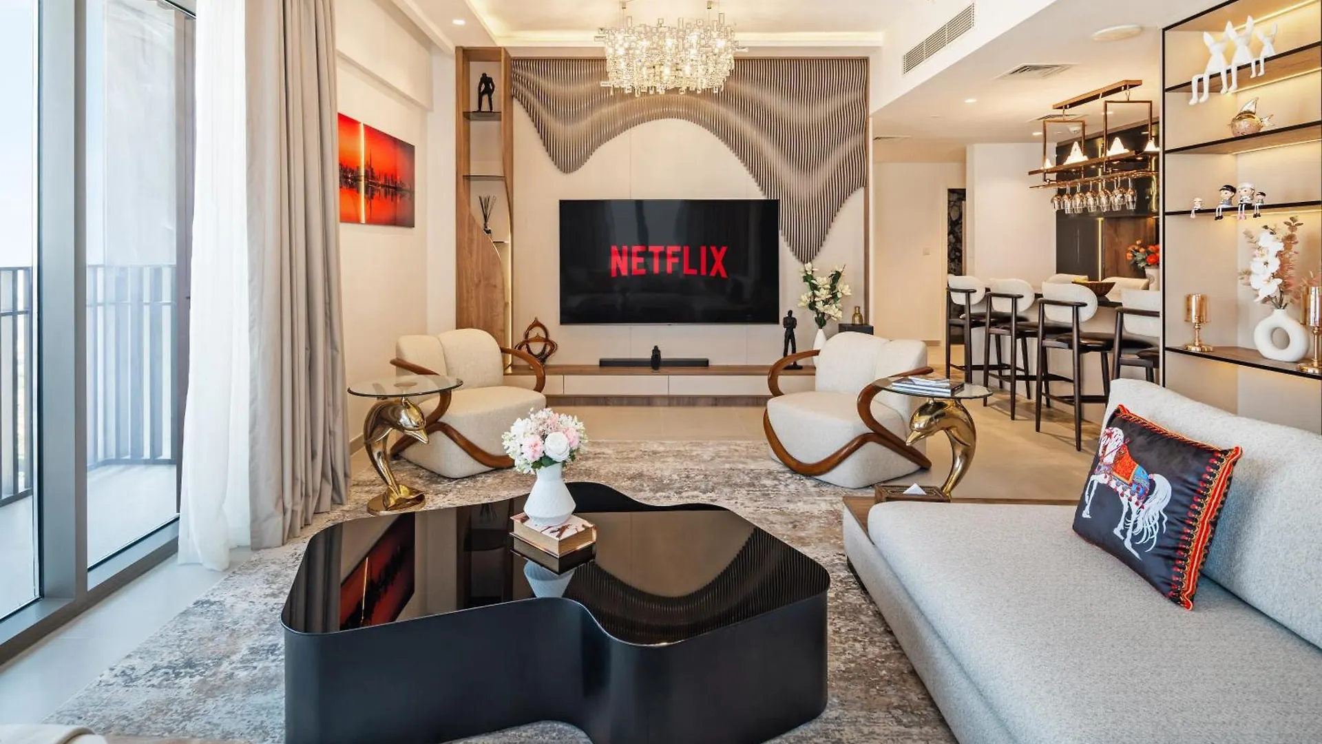 Family Friendly Luxurious Waterfront Apartment - By Dustay Dubai United Arab Emirates